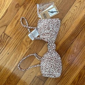 Billabong Bikini Top - size M